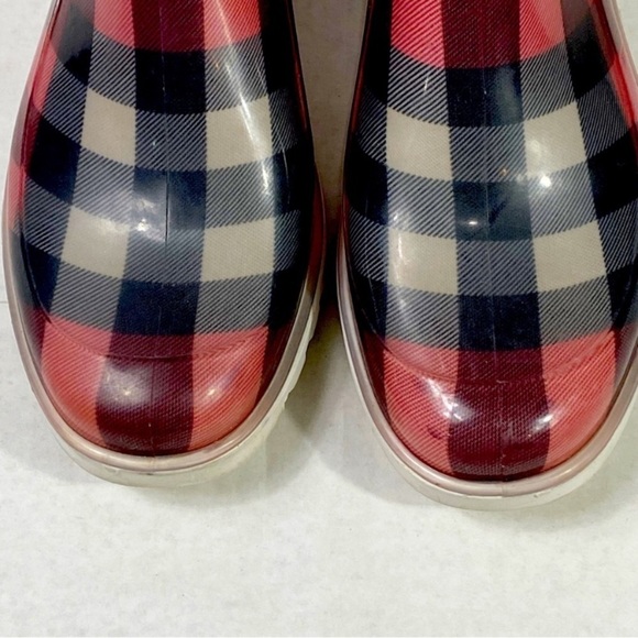 BURBERRY Check Rain Boots Red - Picture 5 of 16